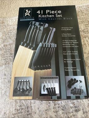 New in box  kitchen set 41 pieces